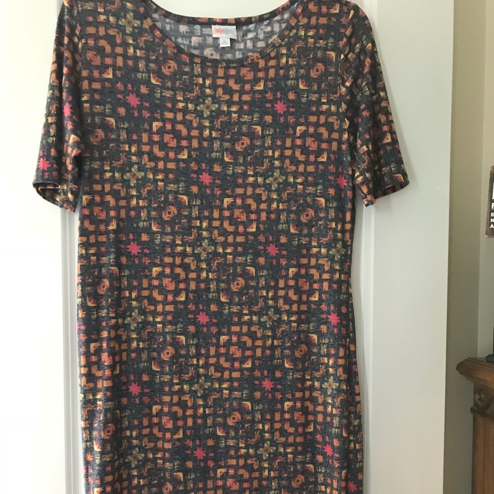 LuLaRoe xL Julia - lots of stretch - worn once